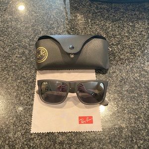 Men’s Ray Ban Justin Sunglasses - Black